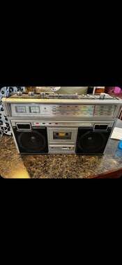 Vintage Sampo CS-407 4-Band Stereo Radio Cassette Recorder Boombox Ghetto Blaste